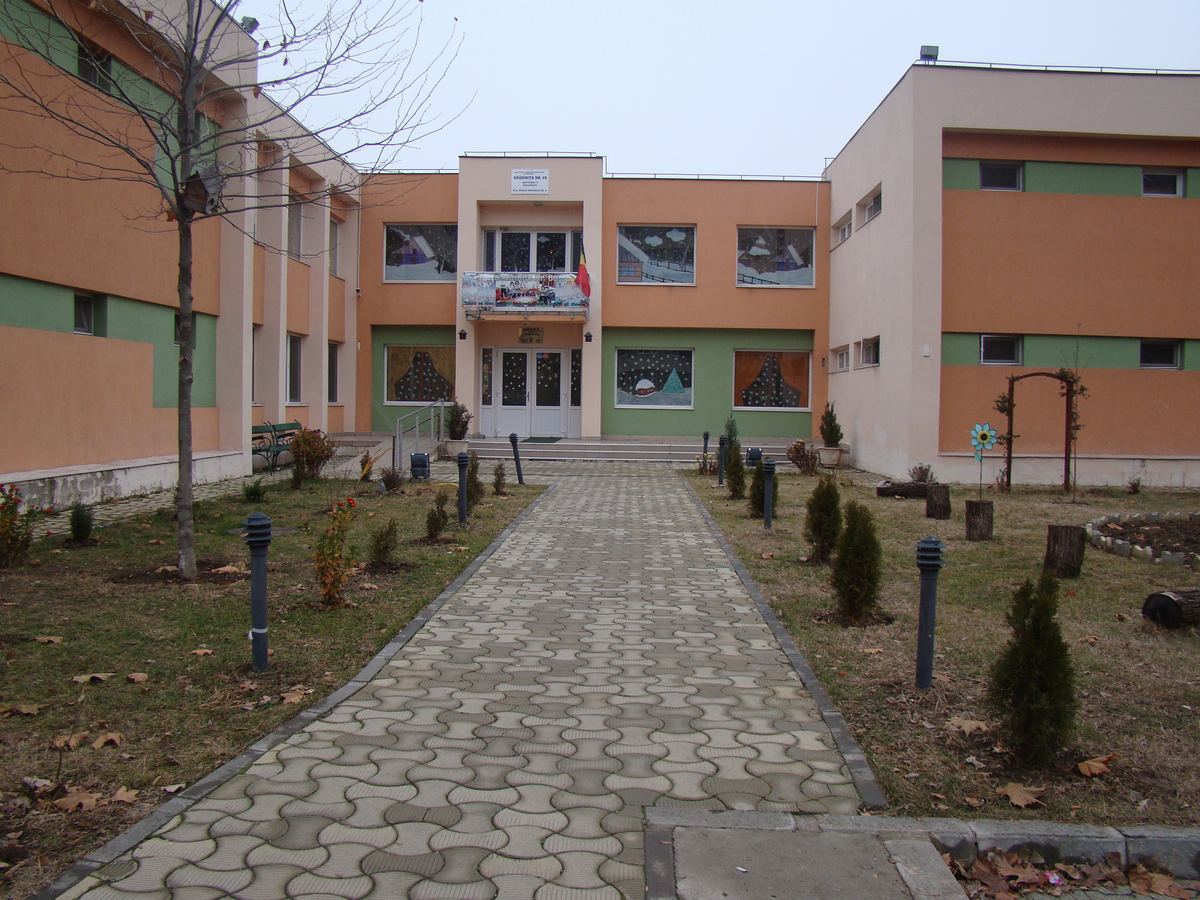 Kindergarten Number 69, foto 1